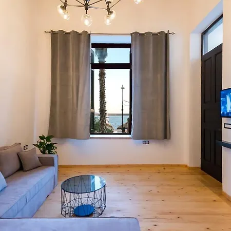 Aigli Lux Seafront Retreats- Up To 11ppl Hébergement de vacances *