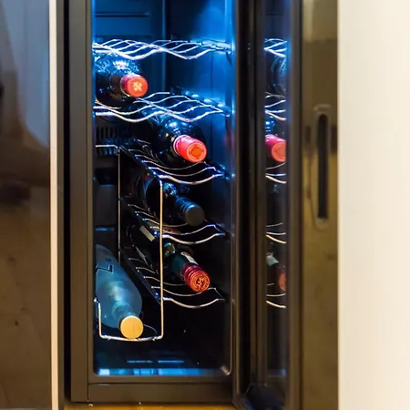 Aigli Lux Seafront Retreats- Up To 11ppl 卡拉马塔