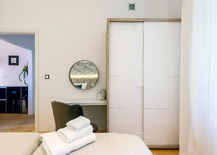 Aigli Lux Seafront Retreats- Up To 11ppl بيت للعطل