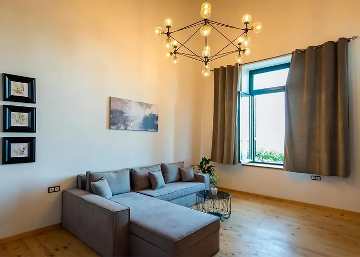 Дом отдыха Aigli Lux Seafront Retreats- Up To 11ppl *